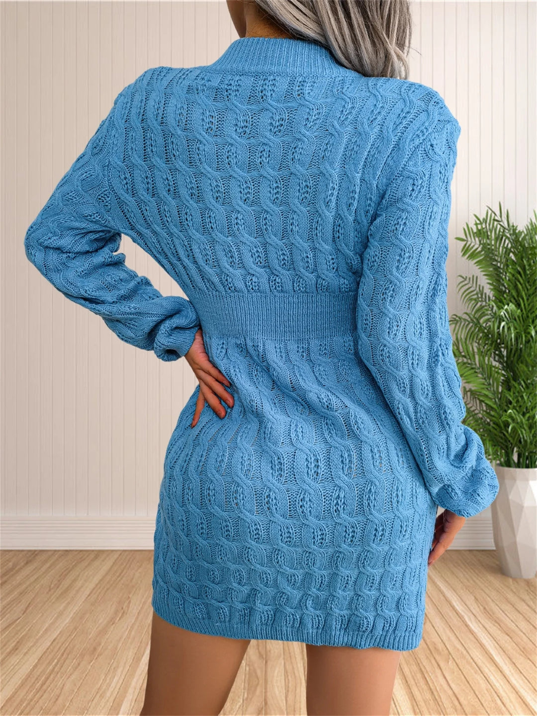 Damska dzianinowa sukienka swetrowa – dopasowana, z długim rękawem