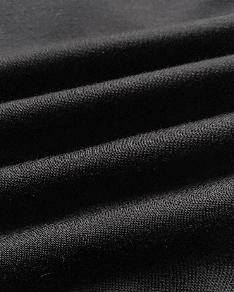 Sukienka imprezowa z prześwitującej siateczki z tyłu i zapięciem na suwak